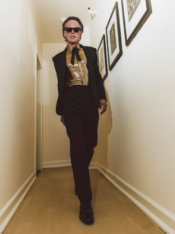 Мсье Гоггинс на своём примере показывает, как надо провести наступившую неделю — на стиле — Котонавты